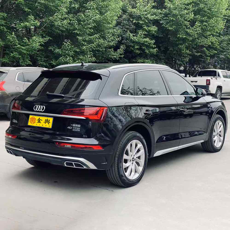 Поддержанный Audi Q5L 2022, 40T Luxury Elegance