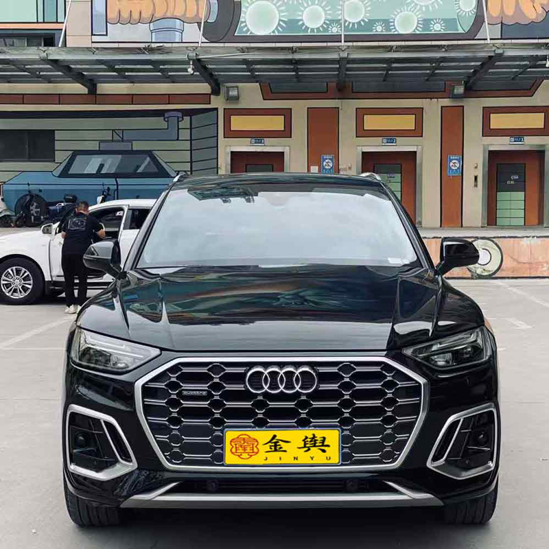 Поддержанный Audi Q5L 2022, 40T Luxury Elegance