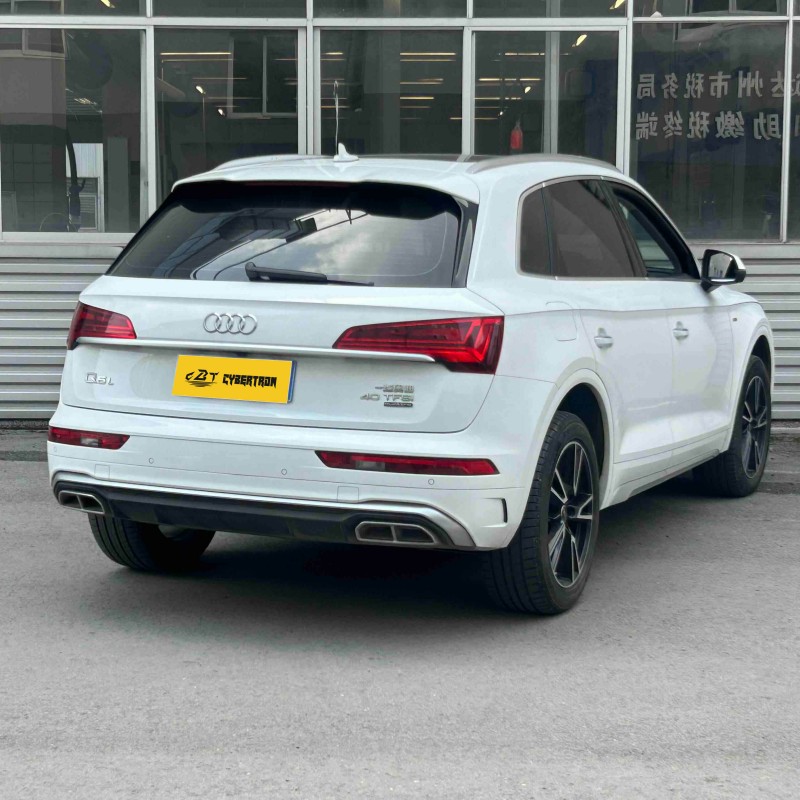 Audi Q5L 2022 40T Fashionable Dynamic Edition двигатель 2.0T, виртуальная приборная панель, панорамная крыша, удлиненная колесная база, роскошный среднеразмерный внедорожник.