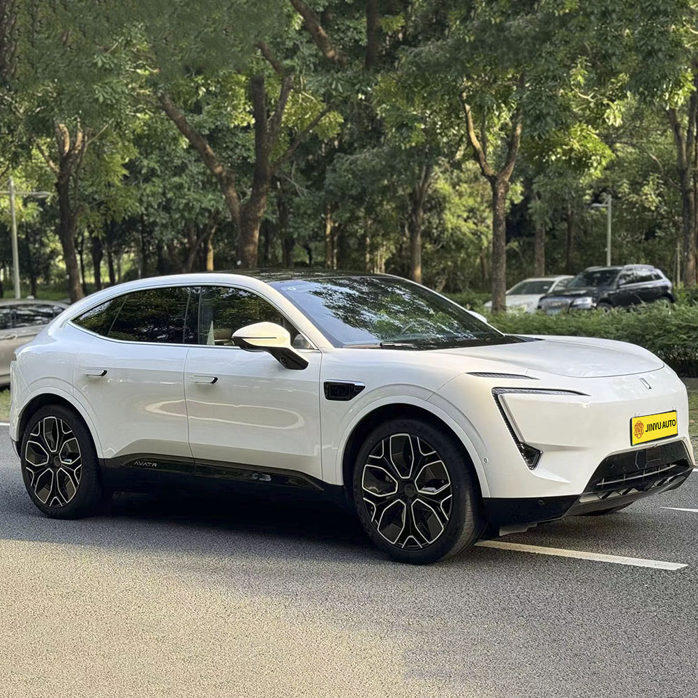 Версия Avatr 11 2023 Hongmeng с 90-градусным задним приводом