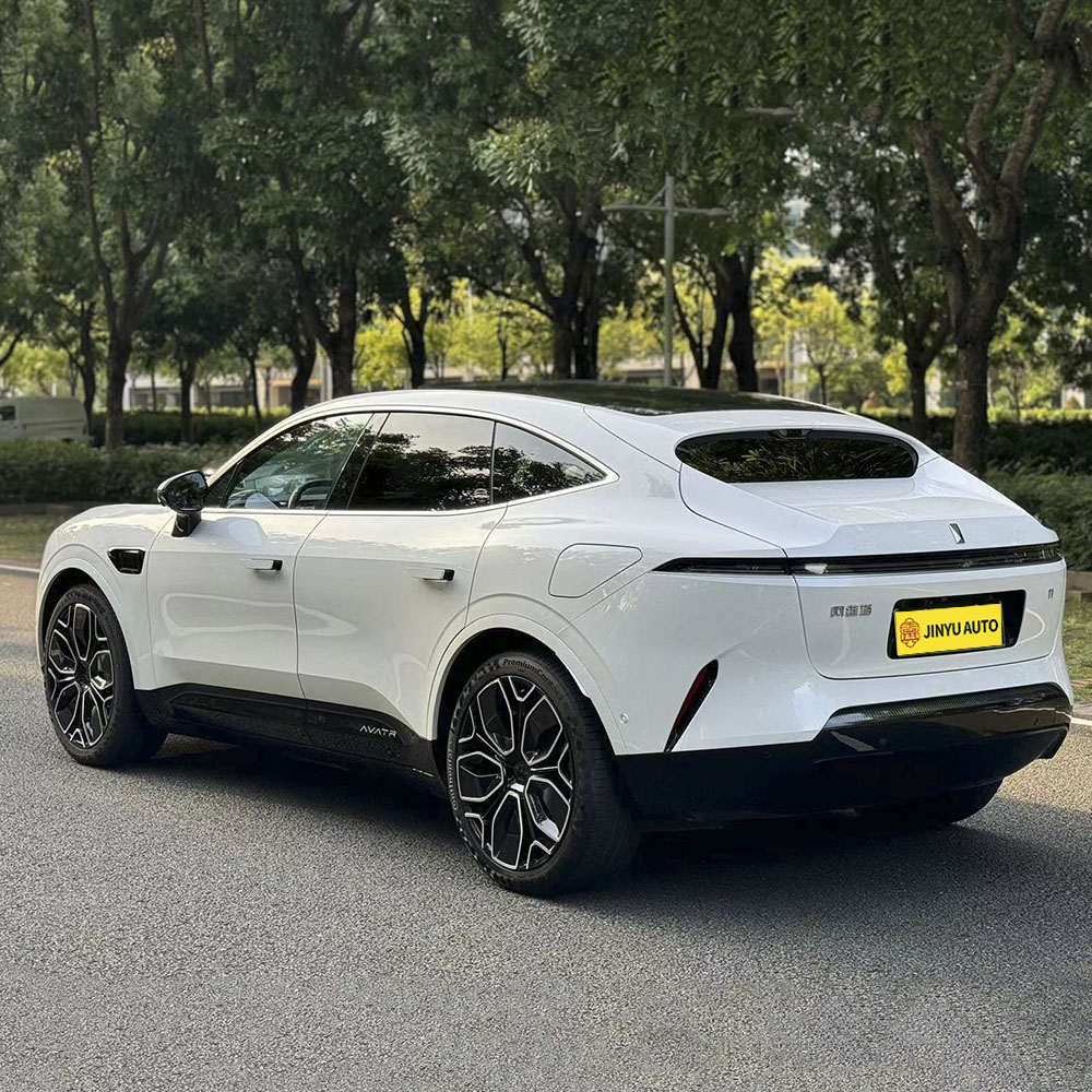Версия Avatr 11 2023 Hongmeng с 90-градусным задним приводом
