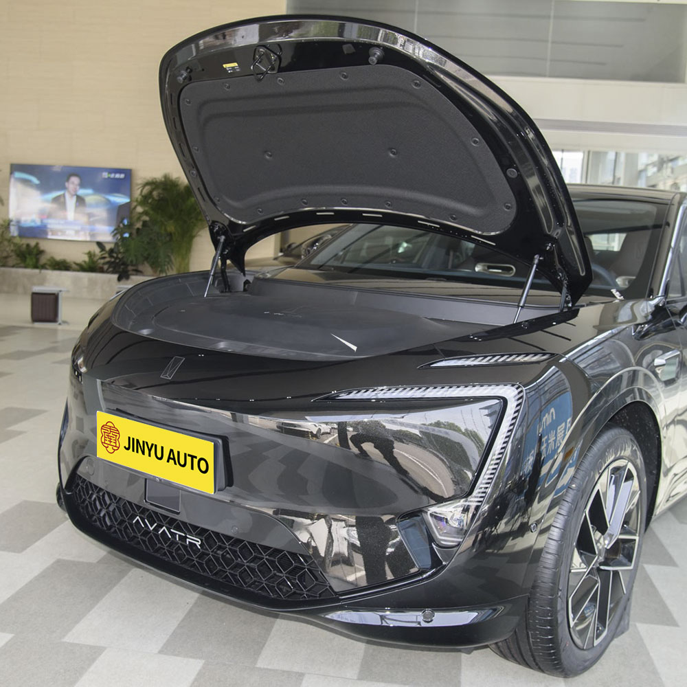 Avatr 11 2025 рестайлинговая версия с максимальным задним приводом и увеличенным радиусом действия