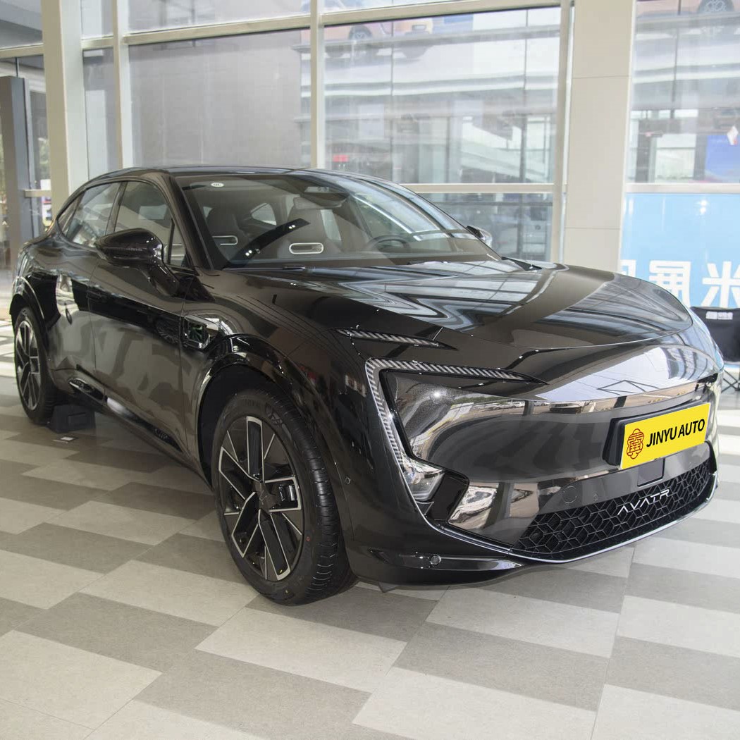 Avatr 11 2025 рестайлинговая версия с максимальным задним приводом и увеличенным радиусом действия