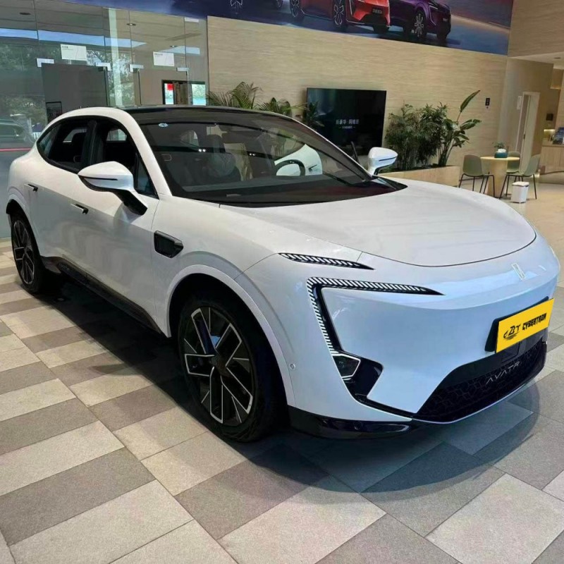 Avita 11 2025 Max Pure Electric Edition — средне- и крупногабаритный полностью электрический внедорожник, Huawei Intelligent Driving — подержанная флагманская модель с технологичной эстетикой.