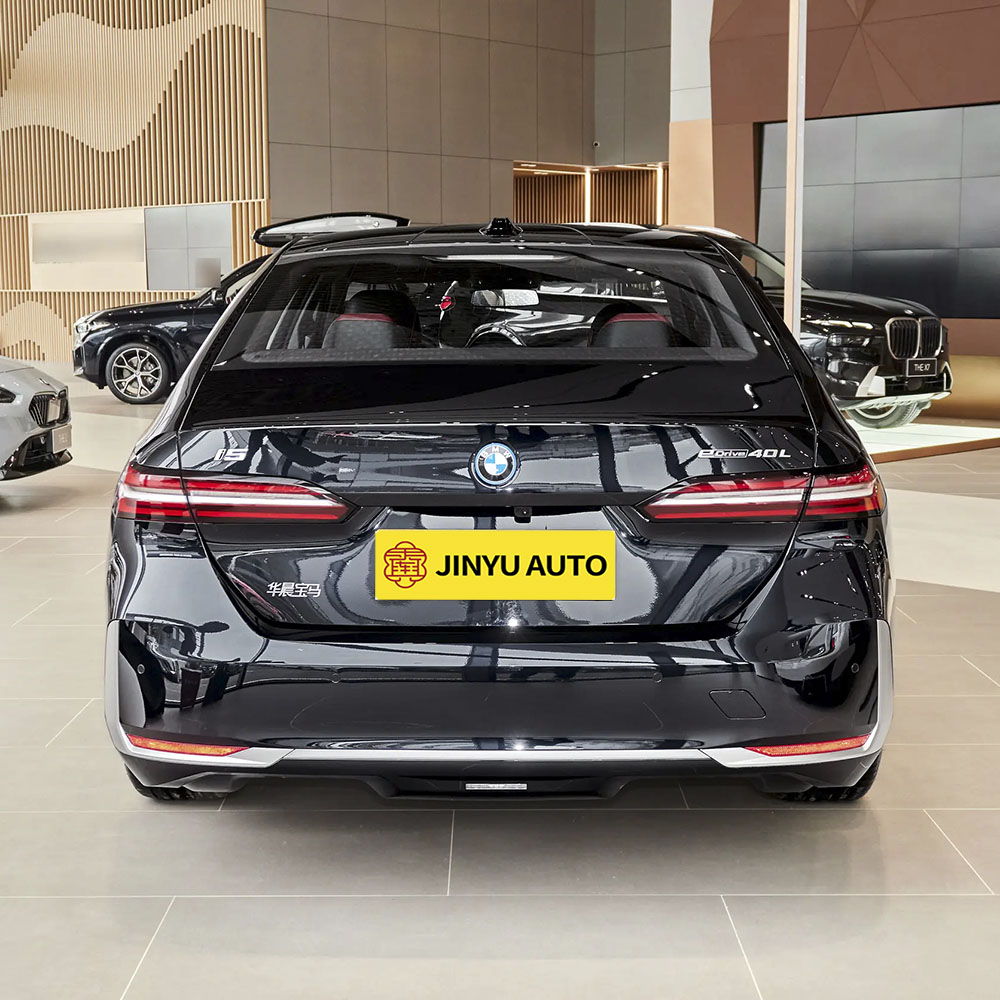 Комплектация BMW I5 2025 eDrive40L класса люкс