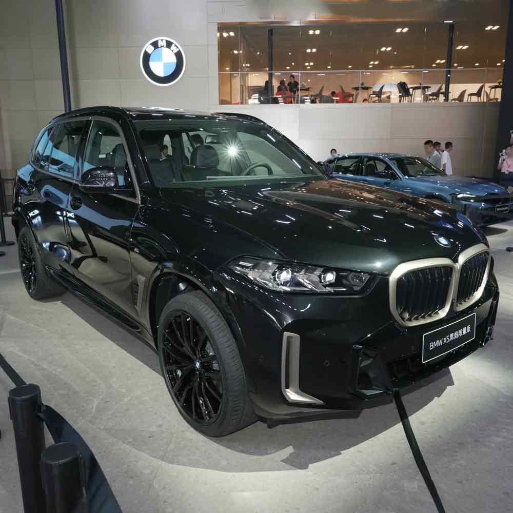 BMW X5 xDrive 40Li 2024 года выпуска, эксклюзивная лимитированная серия Black Flame