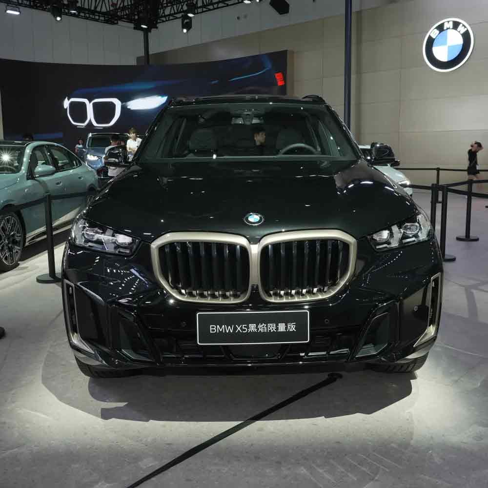 BMW X5 xDrive 40Li 2024 года выпуска, эксклюзивная лимитированная серия Black Flame