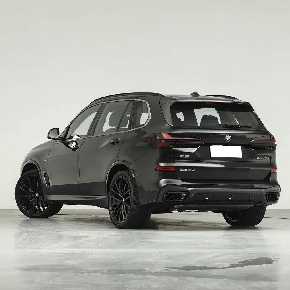 BMW X5 xDrive 40Li 2024 года выпуска, эксклюзивная лимитированная серия Black Flame