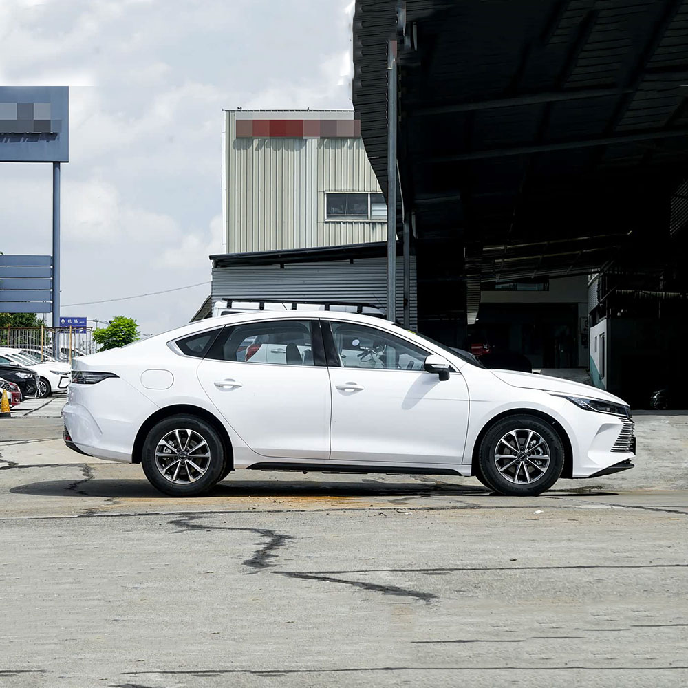 BYD Destroyer 05 2025 DM-i 55-Километровое издание для бесплатного путешествия