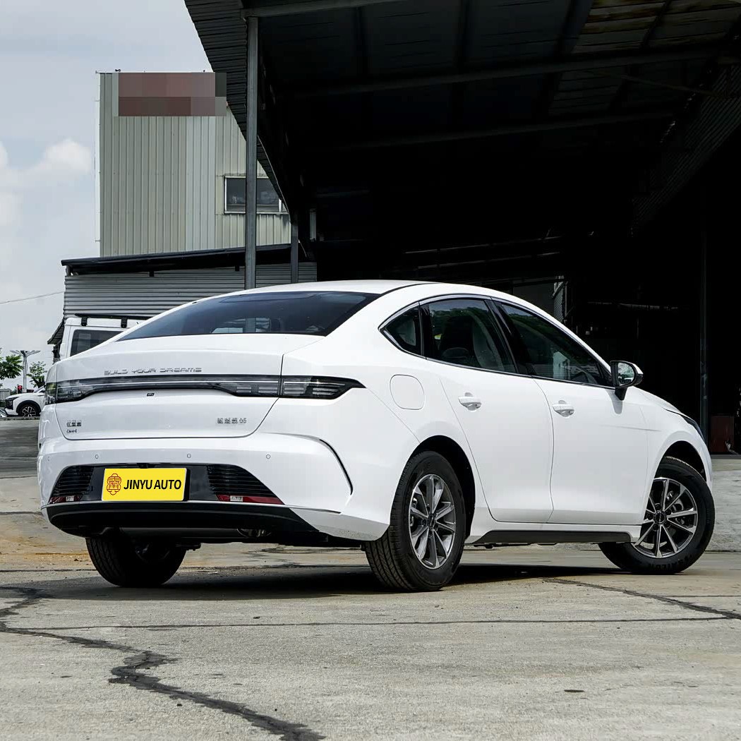 BYD Destroyer 05 2025 DM-i 55-Километровое издание для бесплатного путешествия