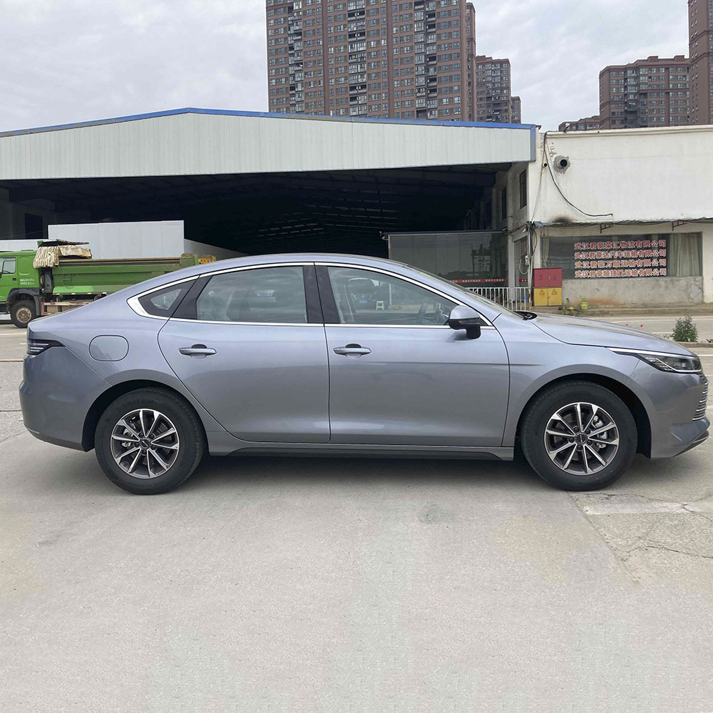 Роскошная модель BYD Destroyer 05 2024 Glory Edition DM-i длиной 55 км