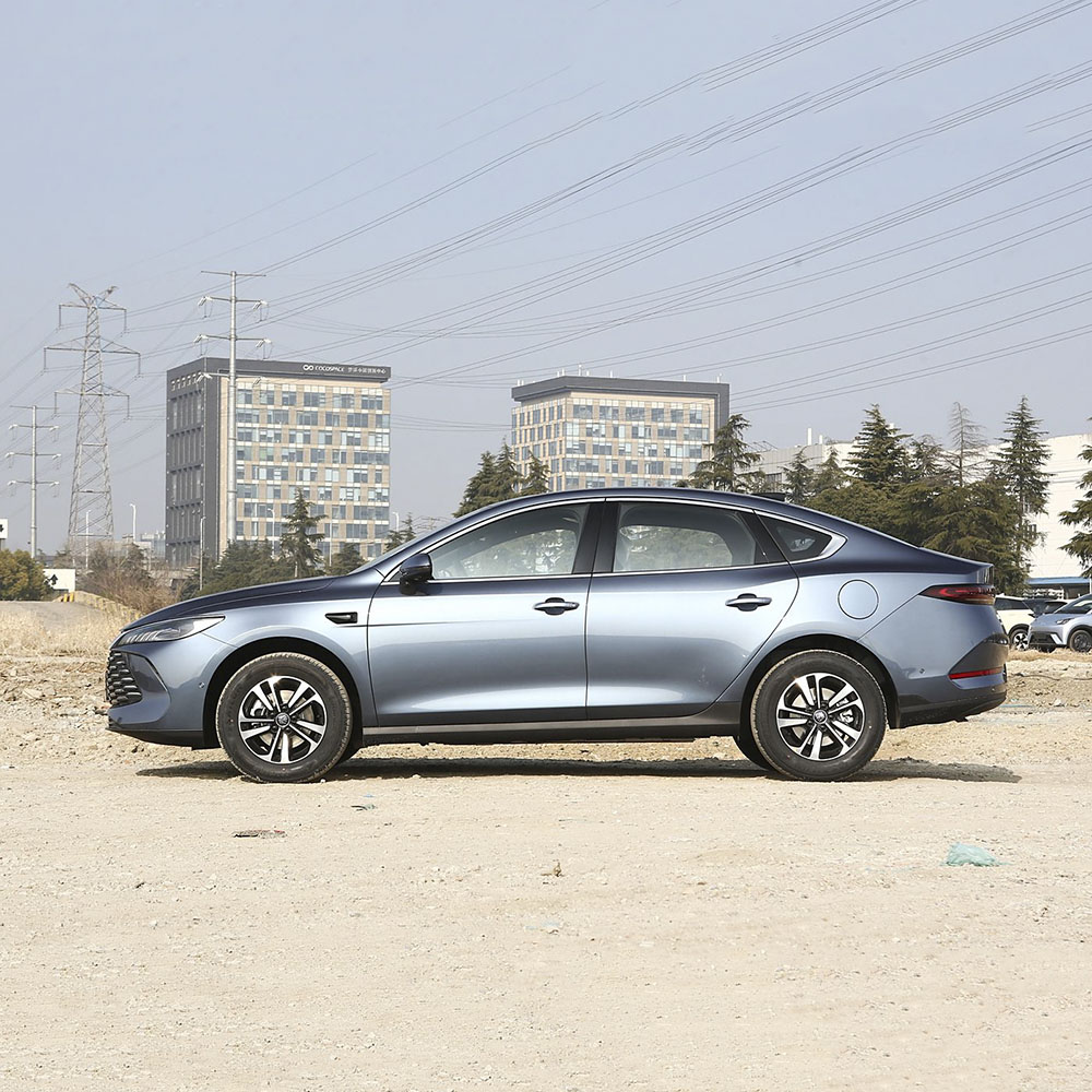 BYD Qin Plus 2025 DM-i Intelligent Driving Edition 120km Beyond Edition для интеллектуального вождения