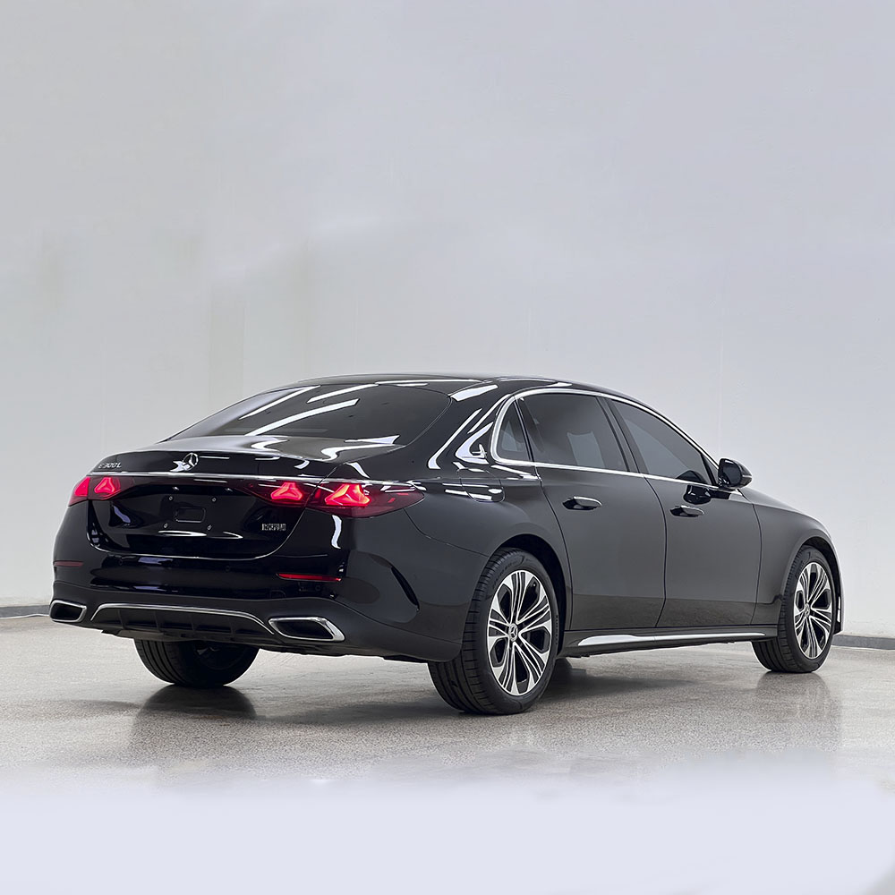 Mercedes-Benz E-Class 2024 E 300-Литровый Модный спортивный седан