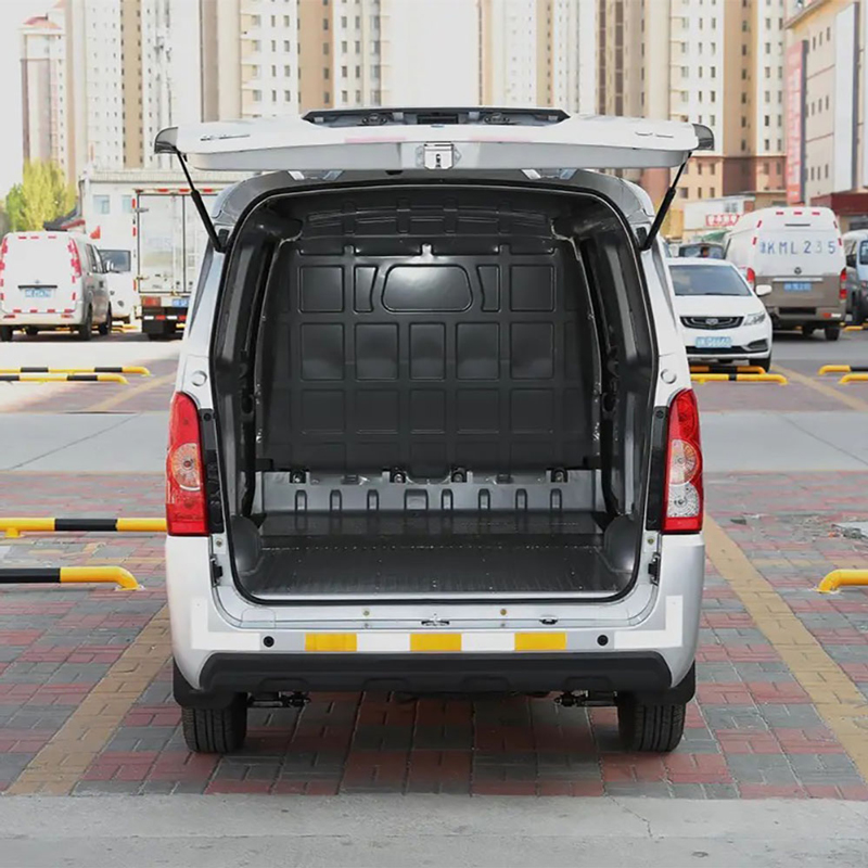 Поддержанный BYD V3 2021, базовый фургон