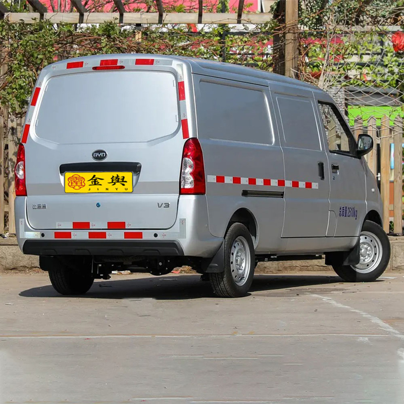 Поддержанный BYD V3 2021, базовый фургон