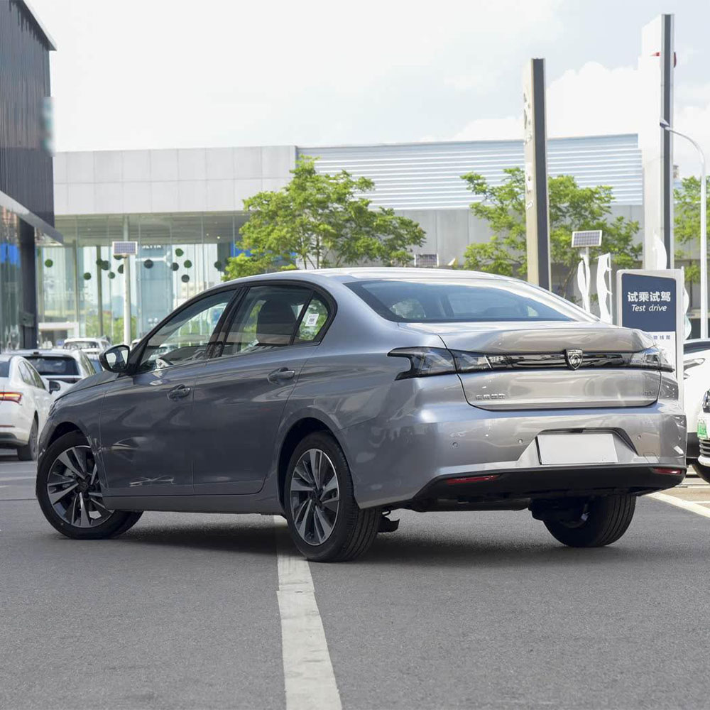 Dongfeng Peugeot 408 (Донфенг Пежо 48) 2022 1,6 Т в легком исполнении