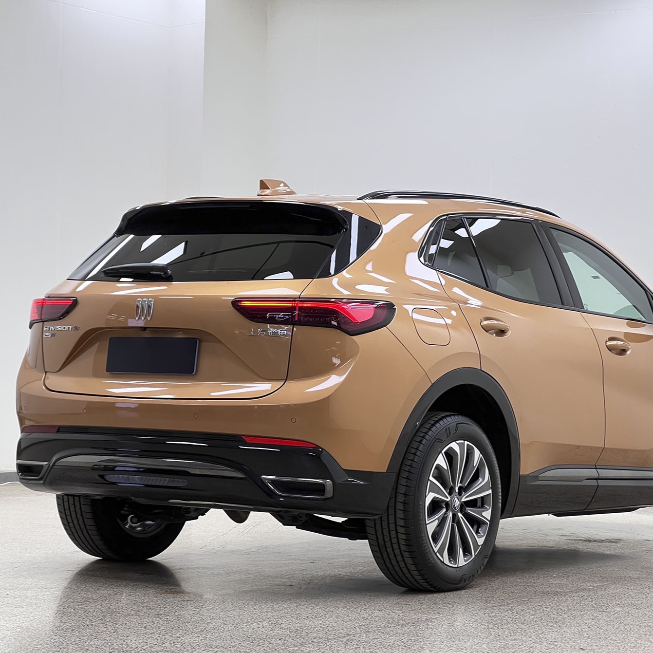 2024 Модное издание Envision S 25T в черном цвете