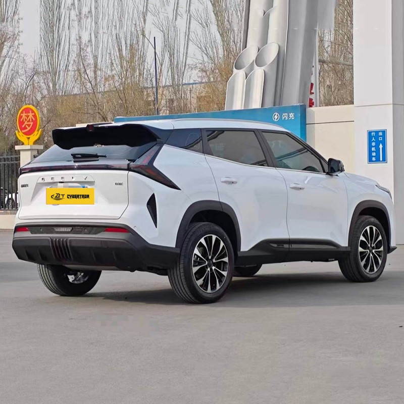 Geely Boyue (модель 2026 года) 1.5TD, версия «Zhi’ai» — Компактный семейный кроссовер: Простор, комфорт и состояние «как новый» для вашей семьи