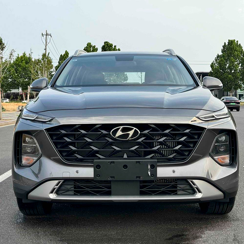 Поддержанный Hyundai Santa Fe 2023, 2.5T GLX 2WD
