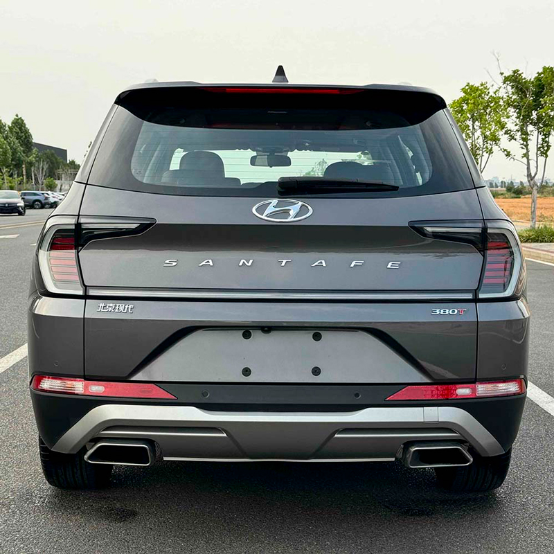 Поддержанный Hyundai Santa Fe 2023, 2.5T GLX 2WD