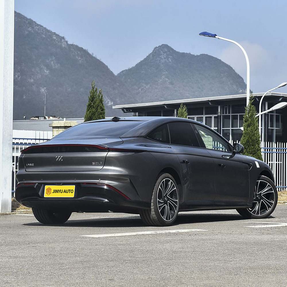 Zhiji (IM L7) 2024 MAX Сверхдальний радиус действия