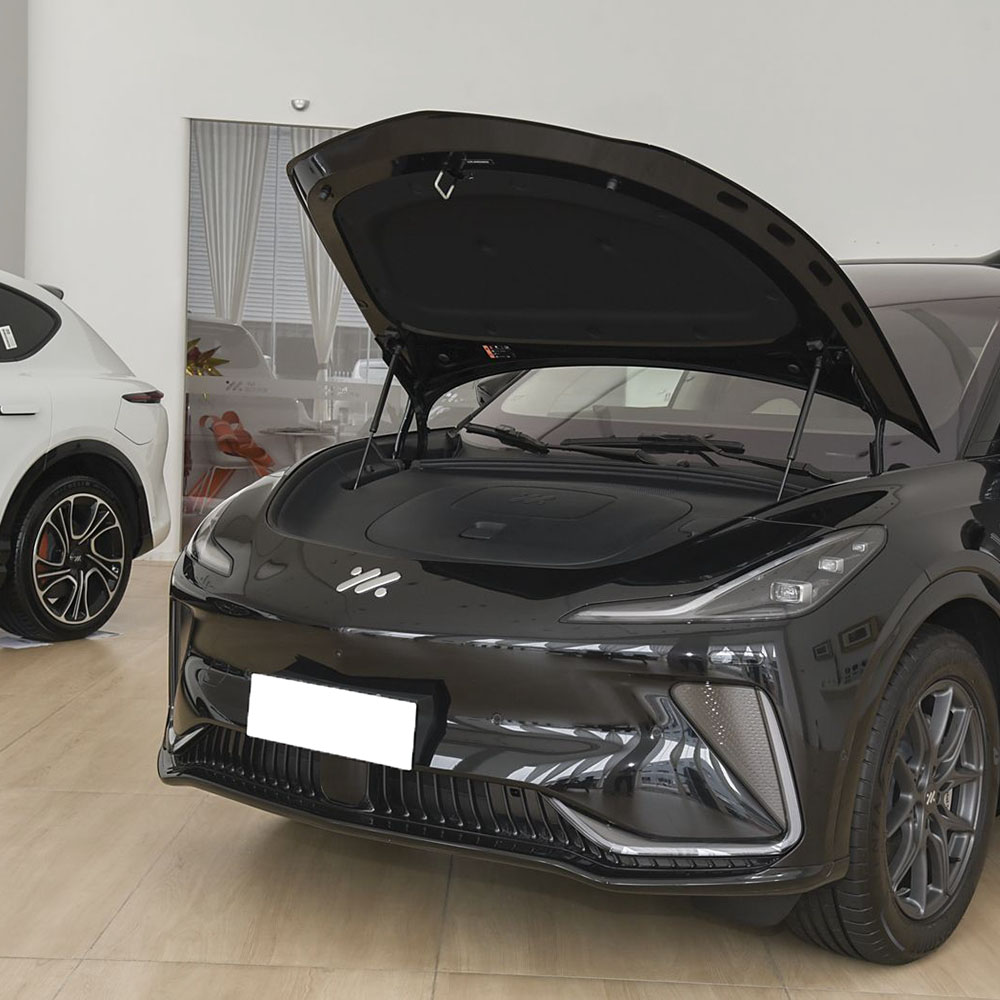 Zhiji (IM LS7) 2024, максимальная мощность 90 кВт-ч, элитная версия с задним приводом