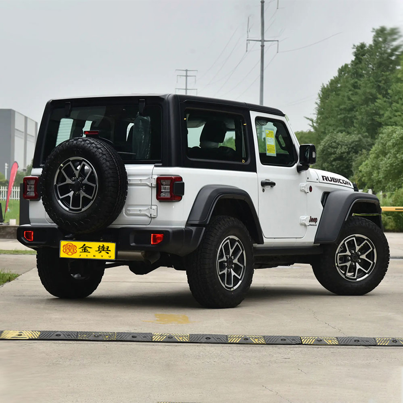 Поддержанный Jeep Wrangler 2024, 2.0T Rubicon 2-door
