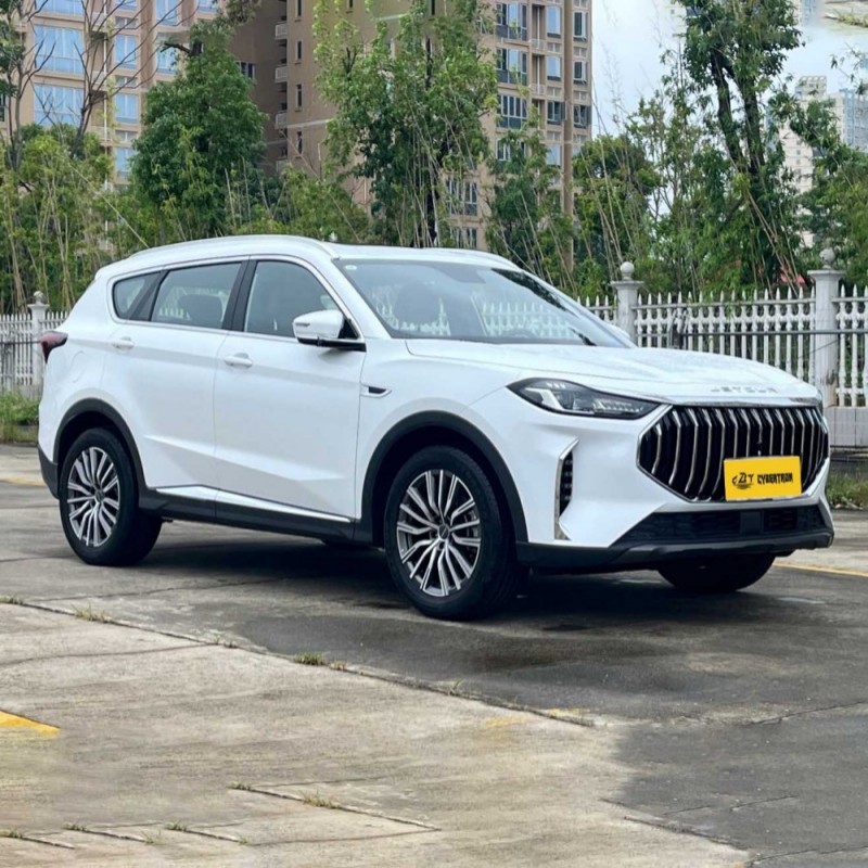 Jetour X70 Plus 2024 Champion Edition 1.5T DCT Champion MAX 7-местный внедорожник: Просторный и доступный, идеально подходит для семей из нескольких человек (б/у).