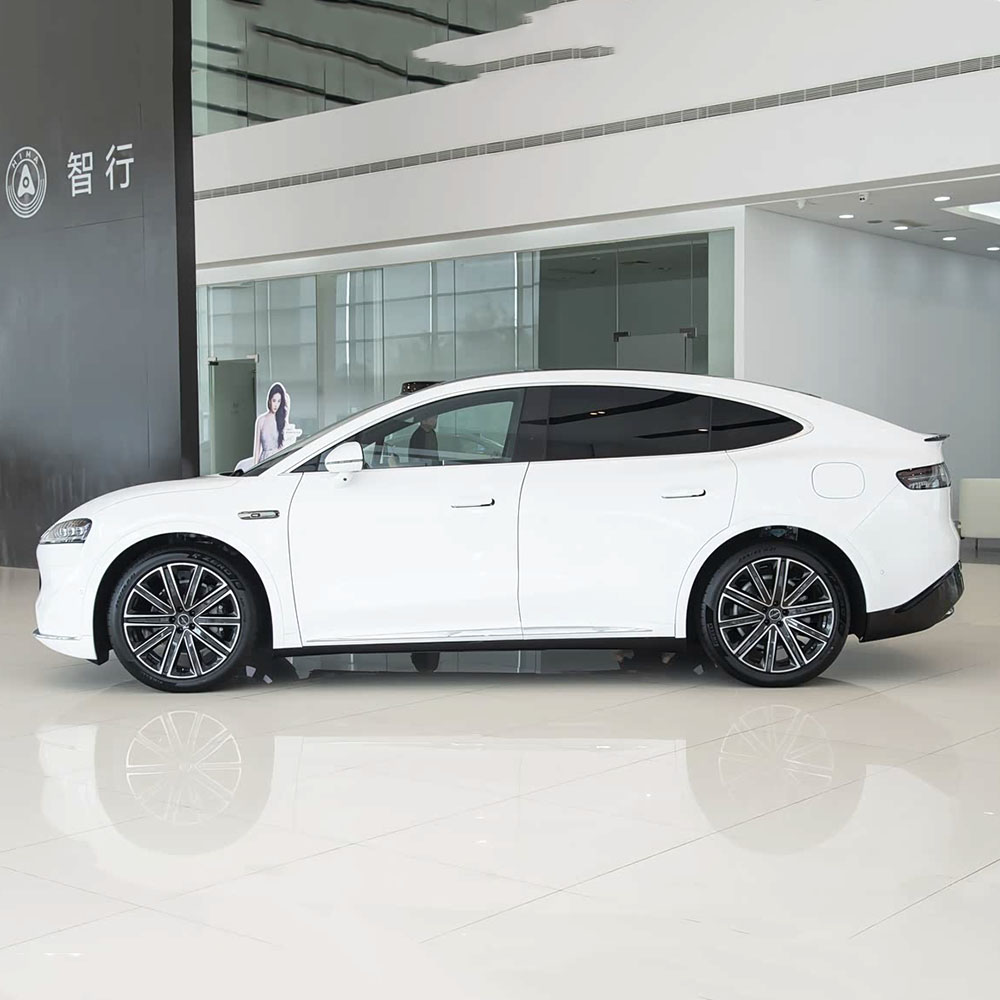 Chery LUXEED R7 2024 Полностью электрический, с максимальным задним приводом мощностью 82 кВт*ч