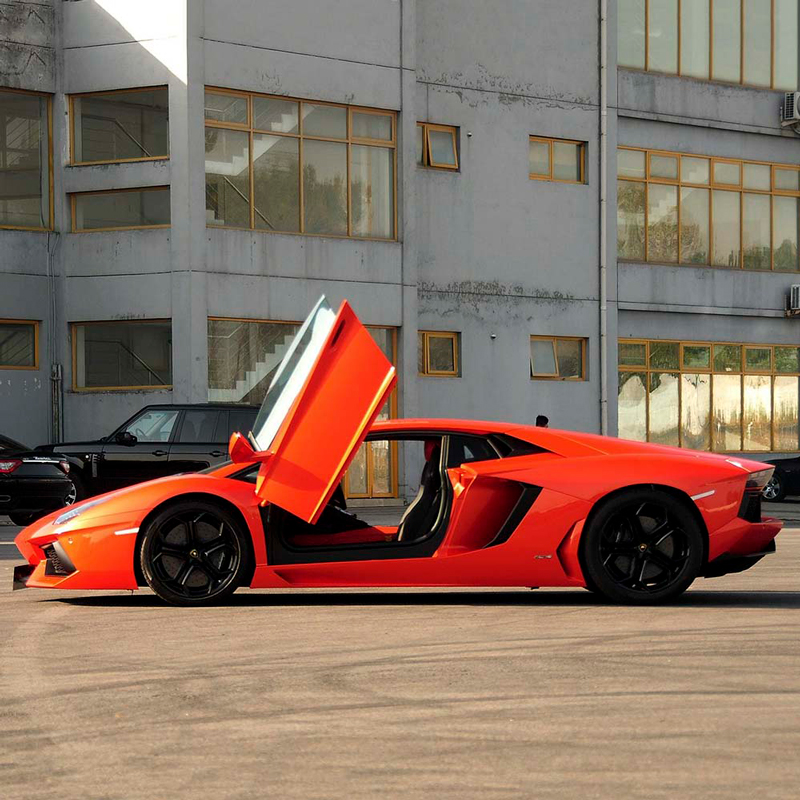 Поддержанный Lamborghini Aventador LP 700-4 2011