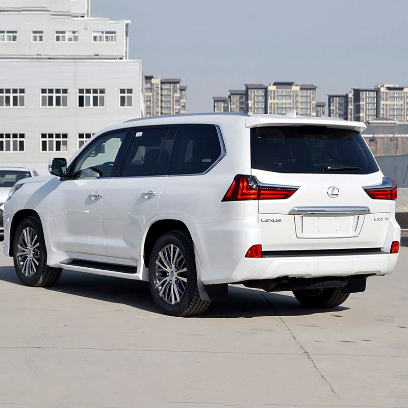 Поддержанный Lexus LX570 2019, Dynamic Luxury