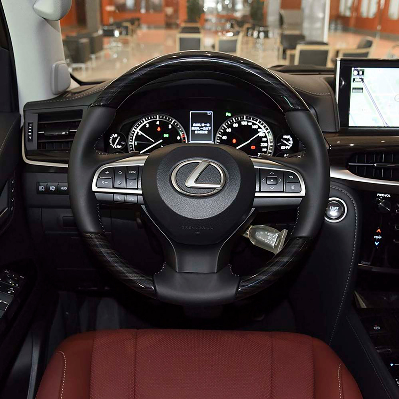 Поддержанный Lexus LX570 2019, Dynamic Luxury