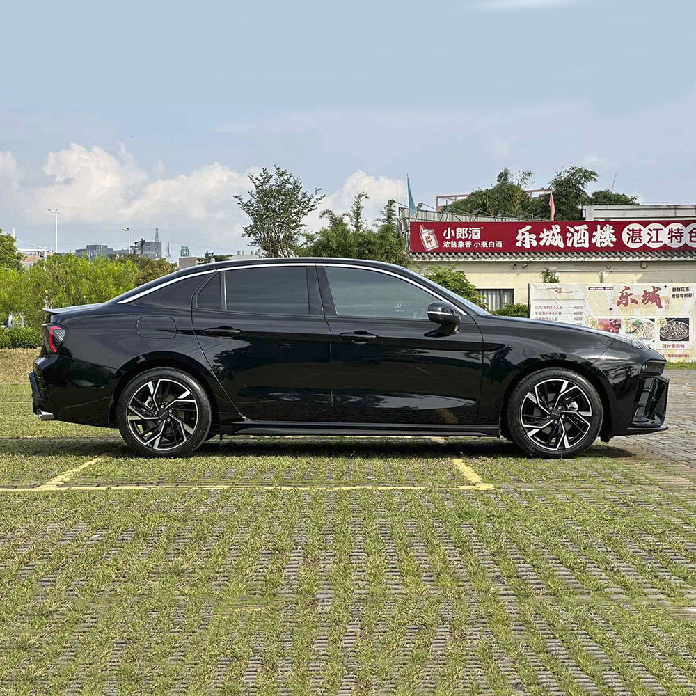 Lynk & Co 03 2023 1,5TD DCT Jin Pro