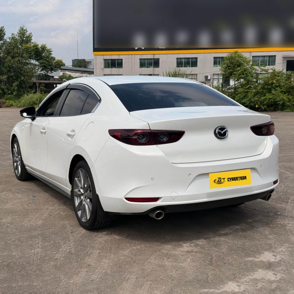 Mazda3 Axela 2023 модельного года, 2,0 л, автоматическая коробка передач, версия «Zhi Xuan»