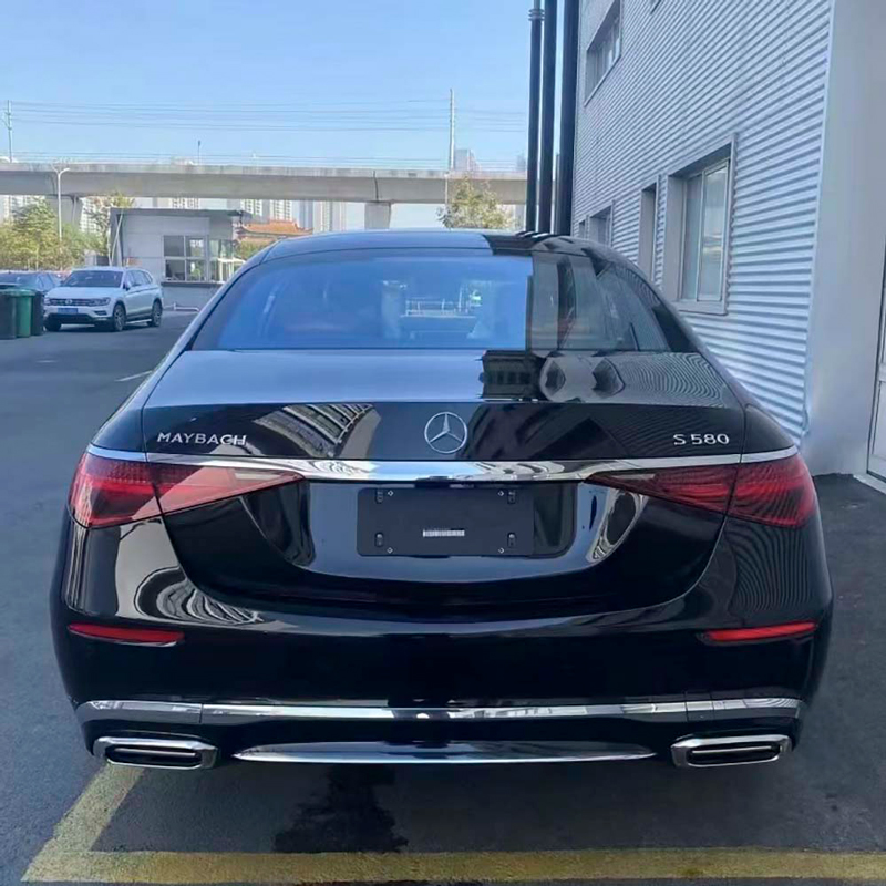 Поддержанный Mercedes-Maybach S580 2023, 4MATIC