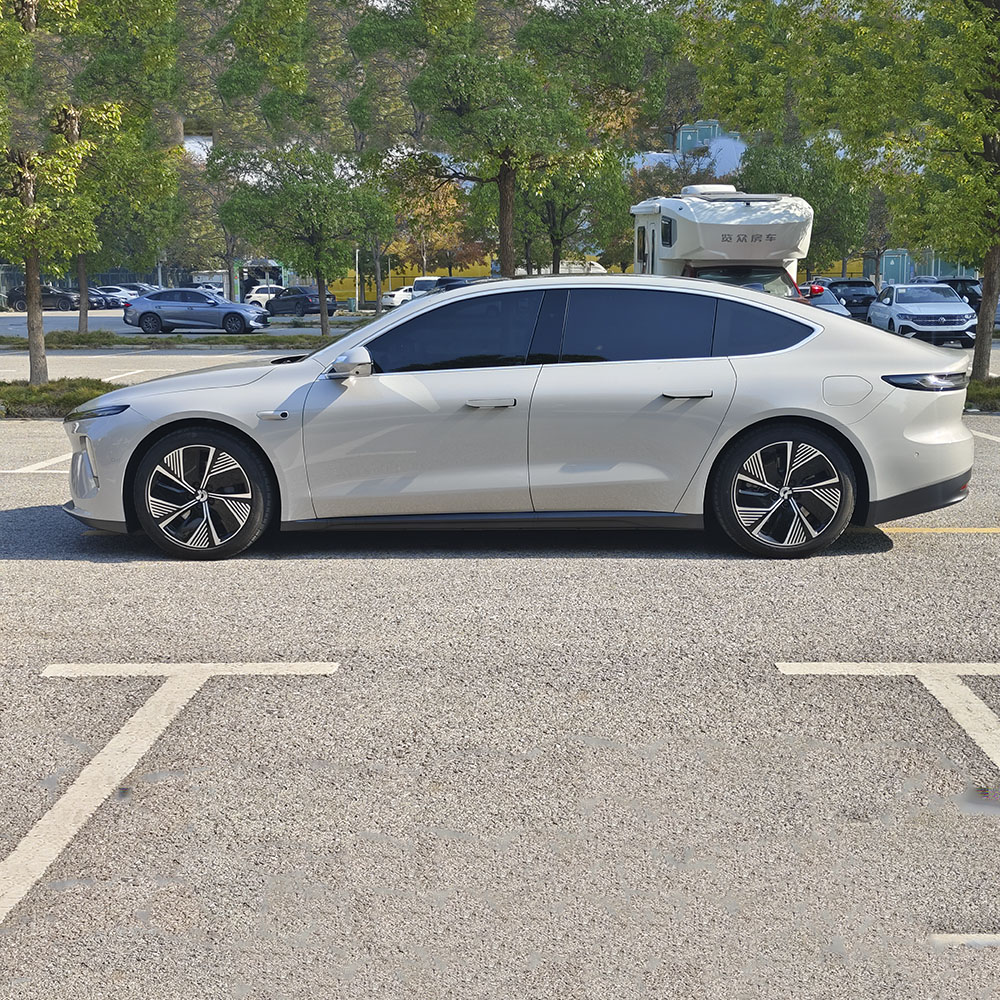 NIO ET7 2024 мощностью 75 кВт*ч Executive Edition