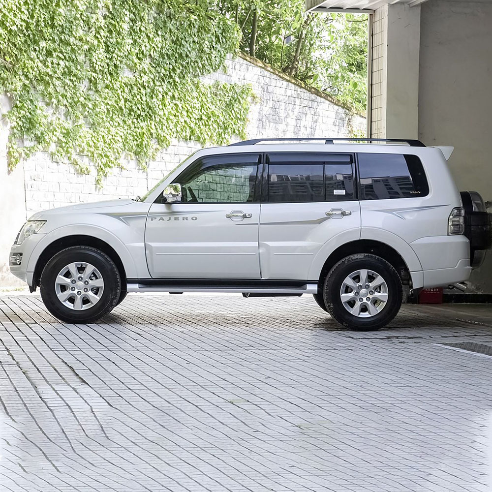 Mitsubishi Pajero V93 2021 Ближневосточной версии (параллельный импорт) 3.0 V6 высокой комплектации