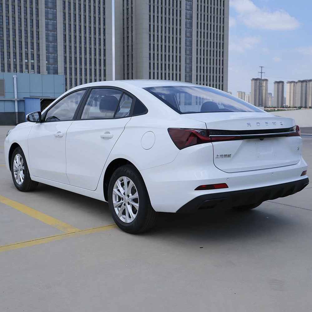 Roewe i5 2023 1,5л с ручным управлением Comfort Edition