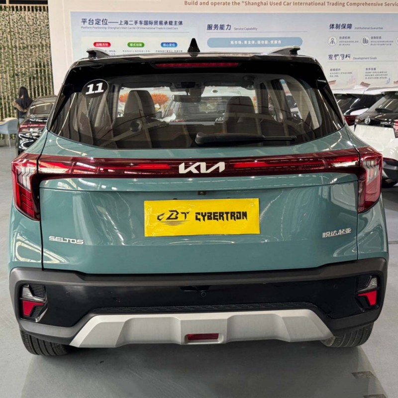 Seltos 2023 года, модель 1.5L IVT Luxury Edition: Компактный кроссовер совместного производства — экономичный, эффективный и идеальный выбор для ежедневных поездок