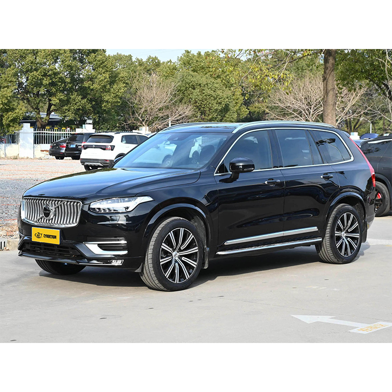 Volvo XC90 2021 B6 Inscription Luxury Edition — 7-местный роскошный внедорожник, скандинавский флагман, выбор в пользу безопасности и семейная крепость с пробегом