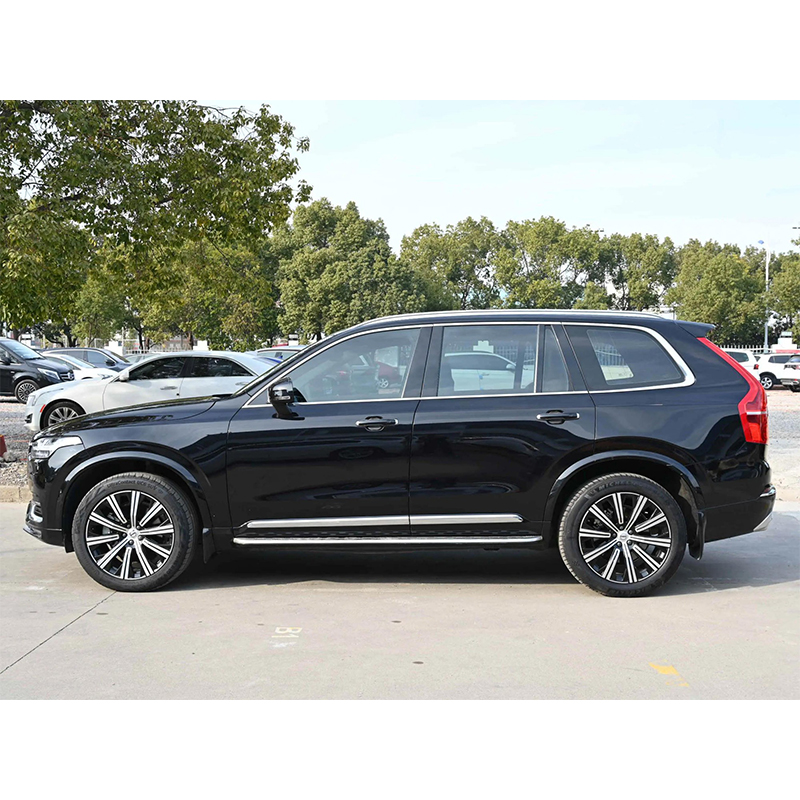 Volvo XC90 2021 B6 Inscription Luxury Edition — 7-местный роскошный внедорожник, скандинавский флагман, выбор в пользу безопасности и семейная крепость с пробегом