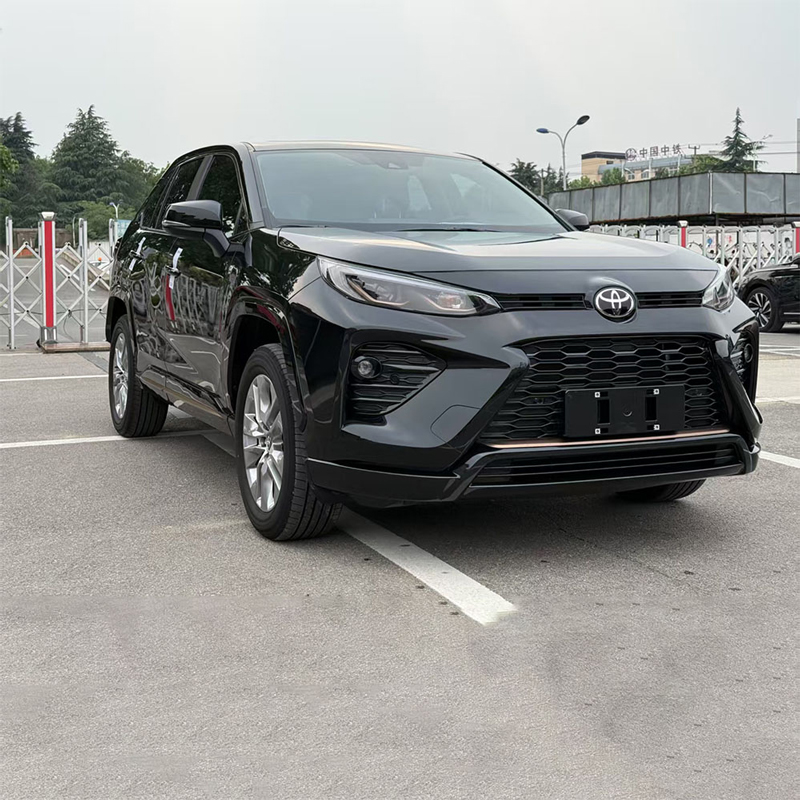 Поддержанный Toyota Wildlander 2024, 2.0L 2WD Urban