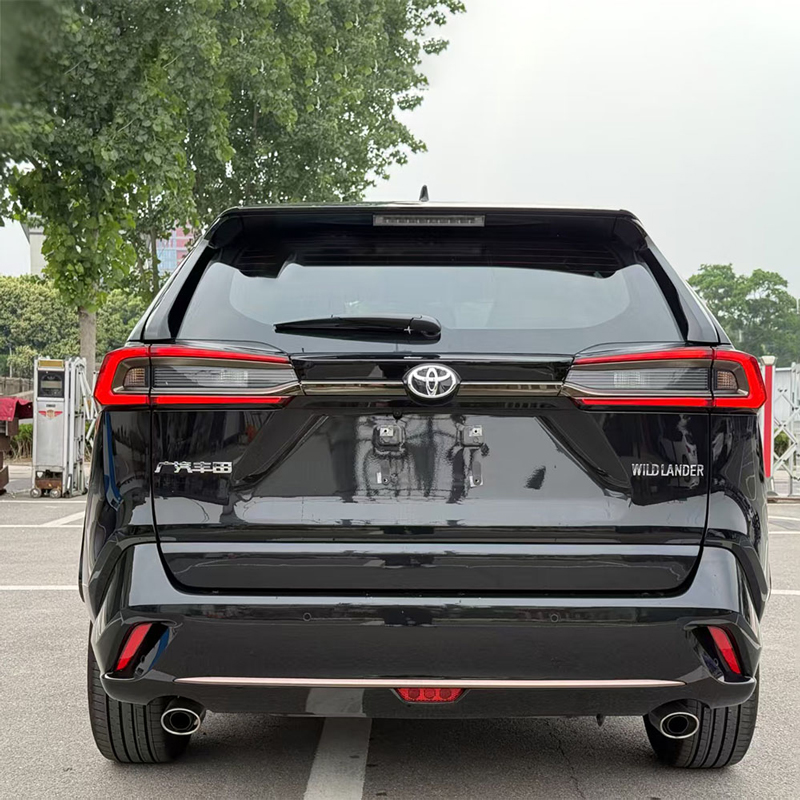 Поддержанный Toyota Wildlander 2024, 2.0L 2WD Urban