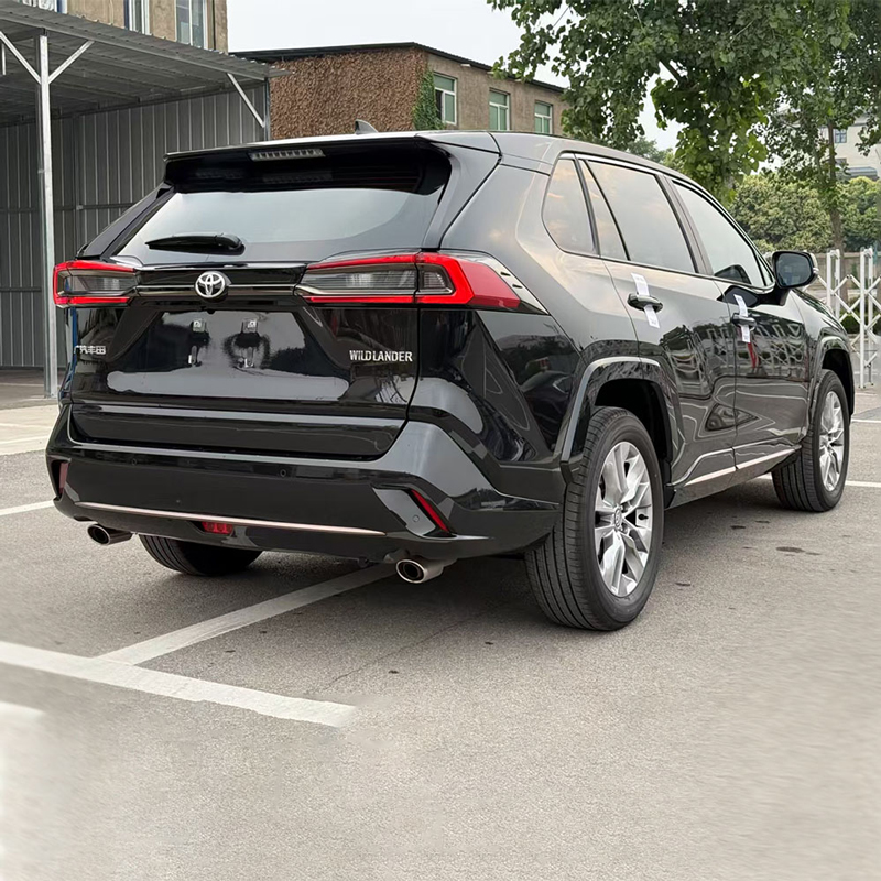 Поддержанный Toyota Wildlander 2024, 2.0L 2WD Urban