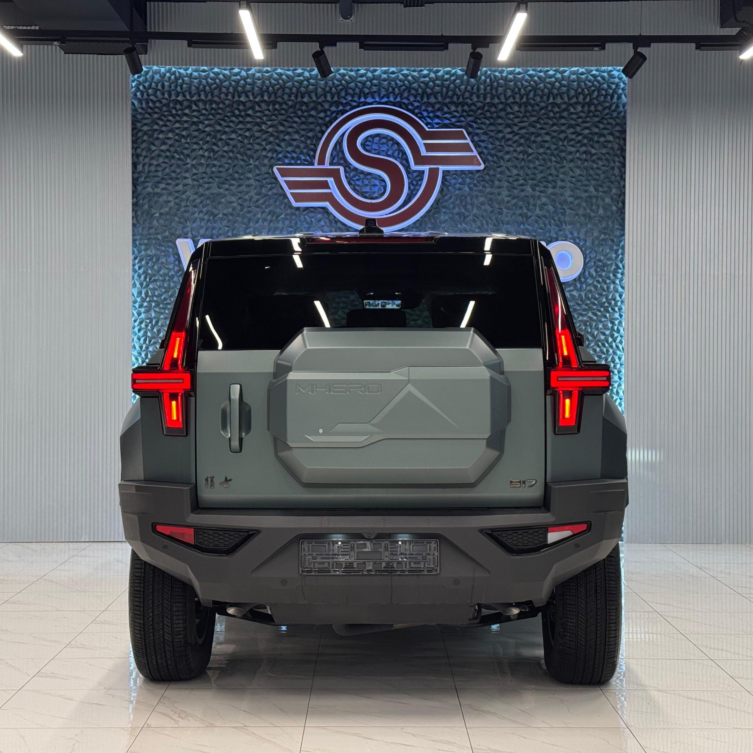 M-Hero 917 — в наличии в России, внедорожный электромобиль для экстремального бездорожья, увеличенный запас хода, немедленная доставка.