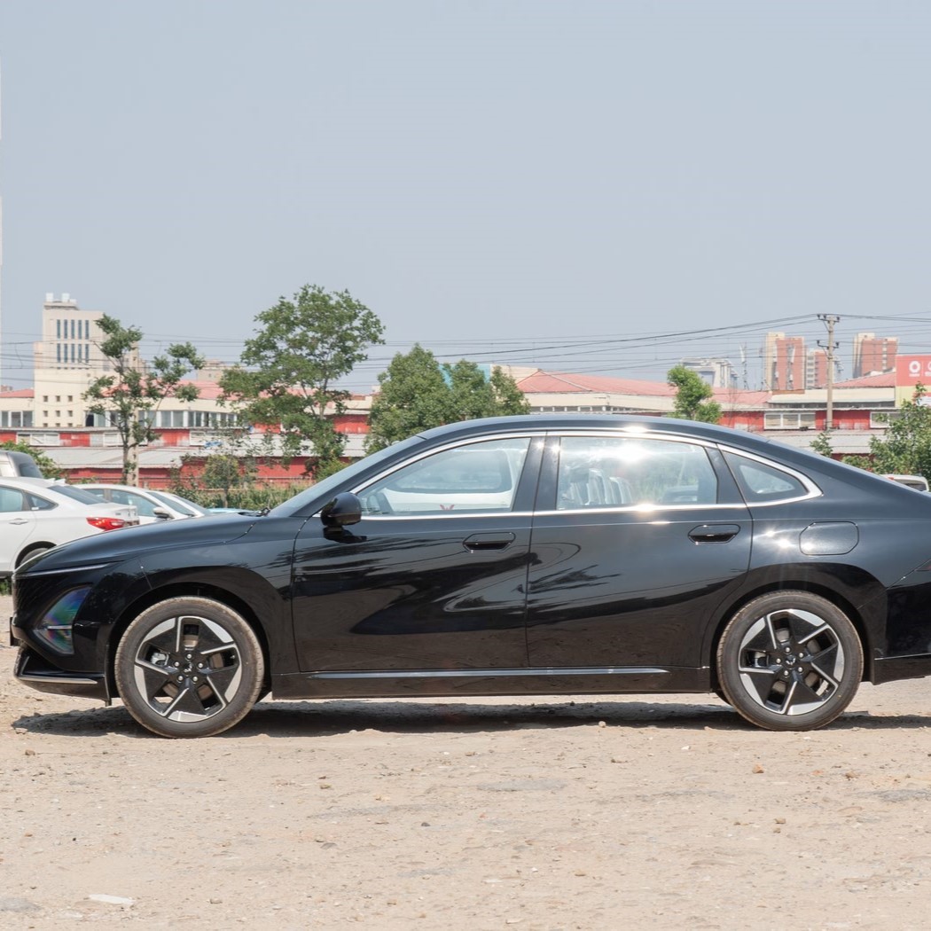 Wuling Starlight 2025 150-километровая интеллектуальная навигационная версия