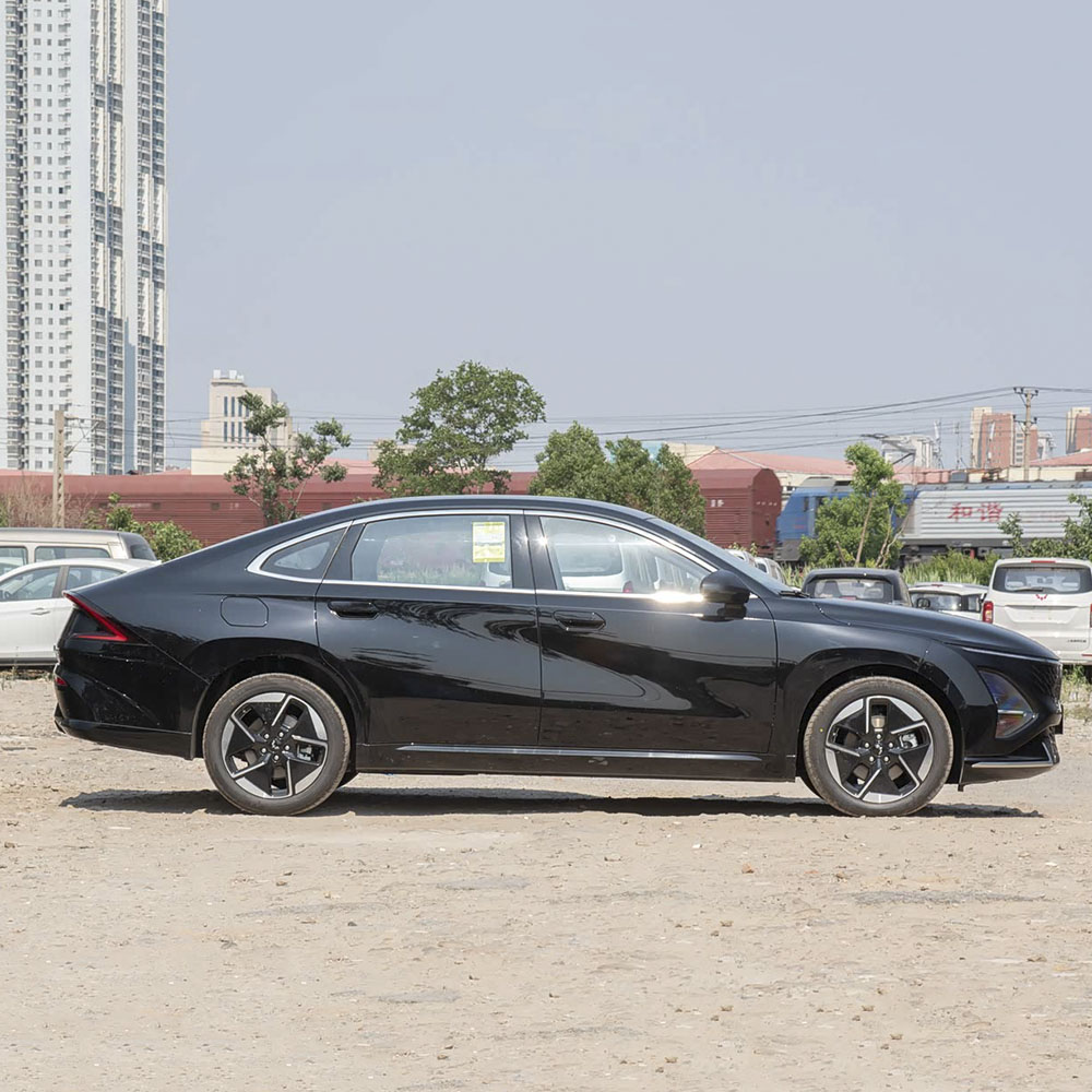 Wuling Starlight 2025 150-километровая интеллектуальная навигационная версия