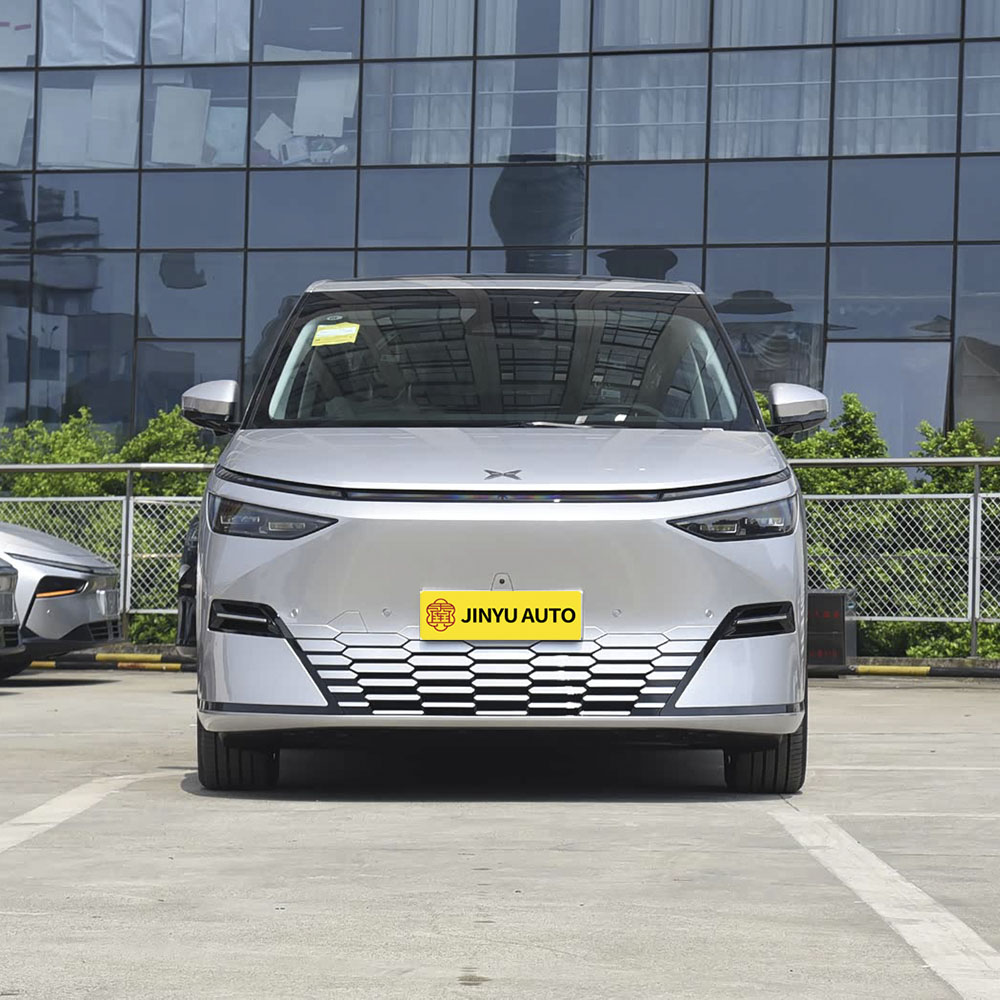 Xpeng X9 (модель 2025 года) Максимальная дальность действия 740 м