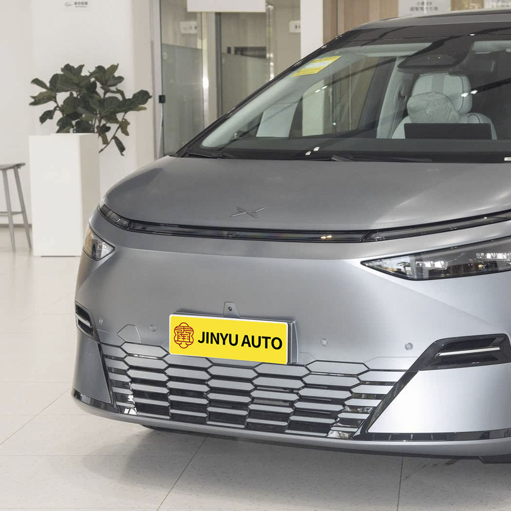 Xpeng X9 (модель 2025 года) Максимальная дальность действия 740 м