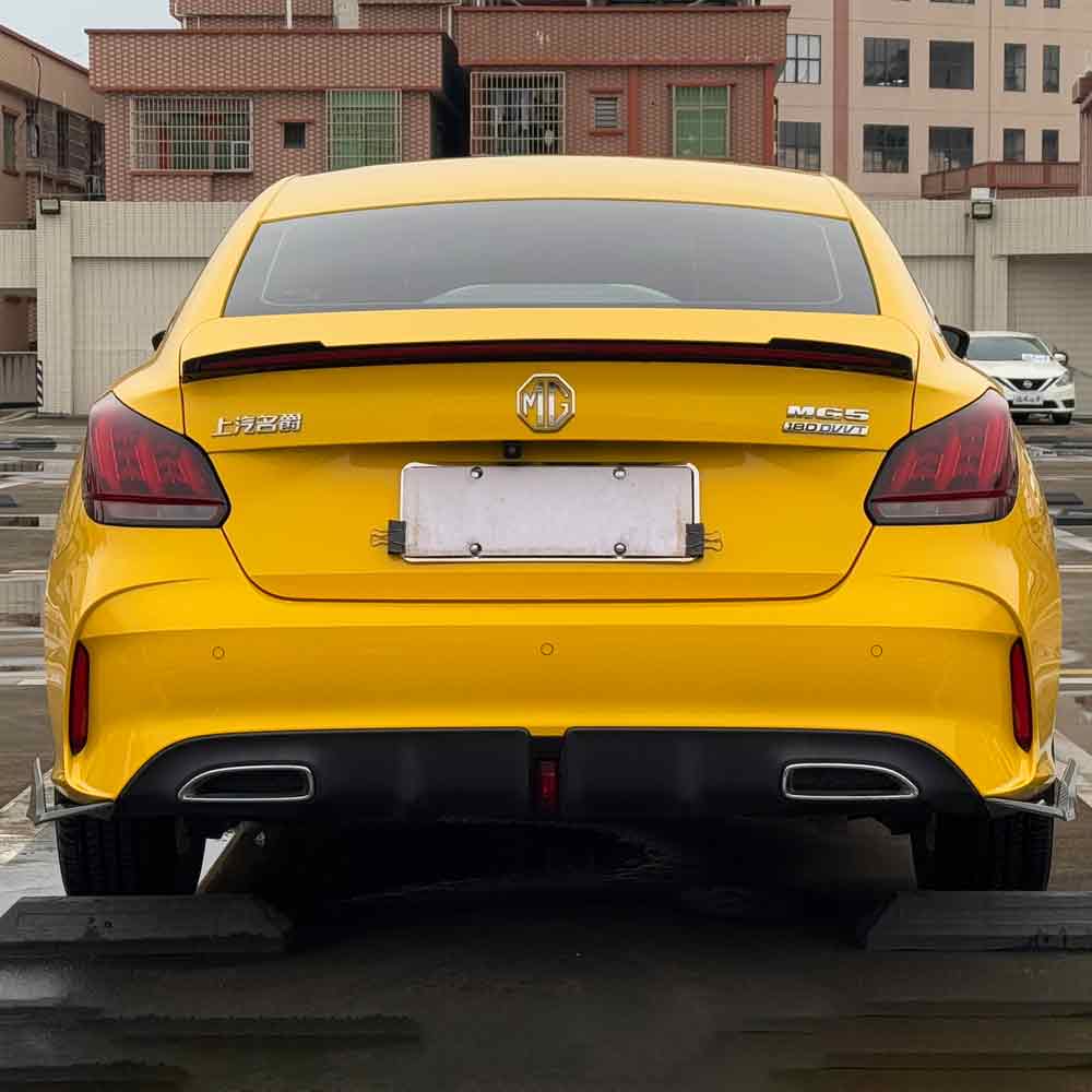 Желтый MG5 2023 MG5 180DVVT CVT Флагманская версия с вариатором Пробег 10 000 км 63 800